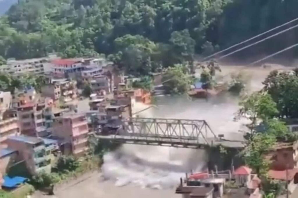 nepal-flood-1-2026-08-d09eb4def9fa81437686a68b7b16e55d-1200x800-1