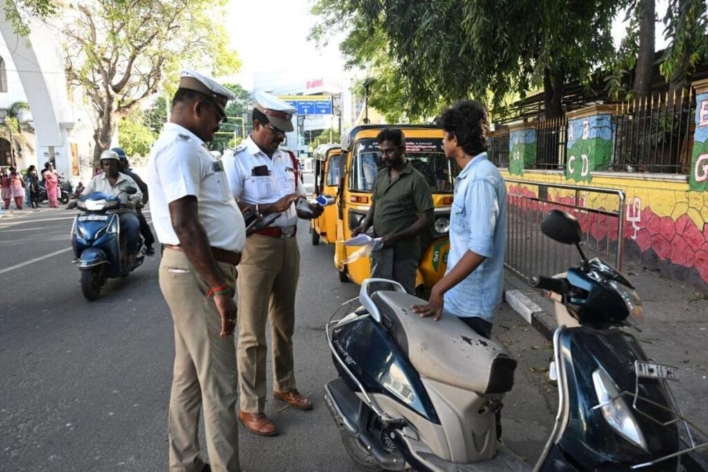 traffic-police-2026-08-92a27acc793e91ea3429f3eecc7100e1-1200x800-1