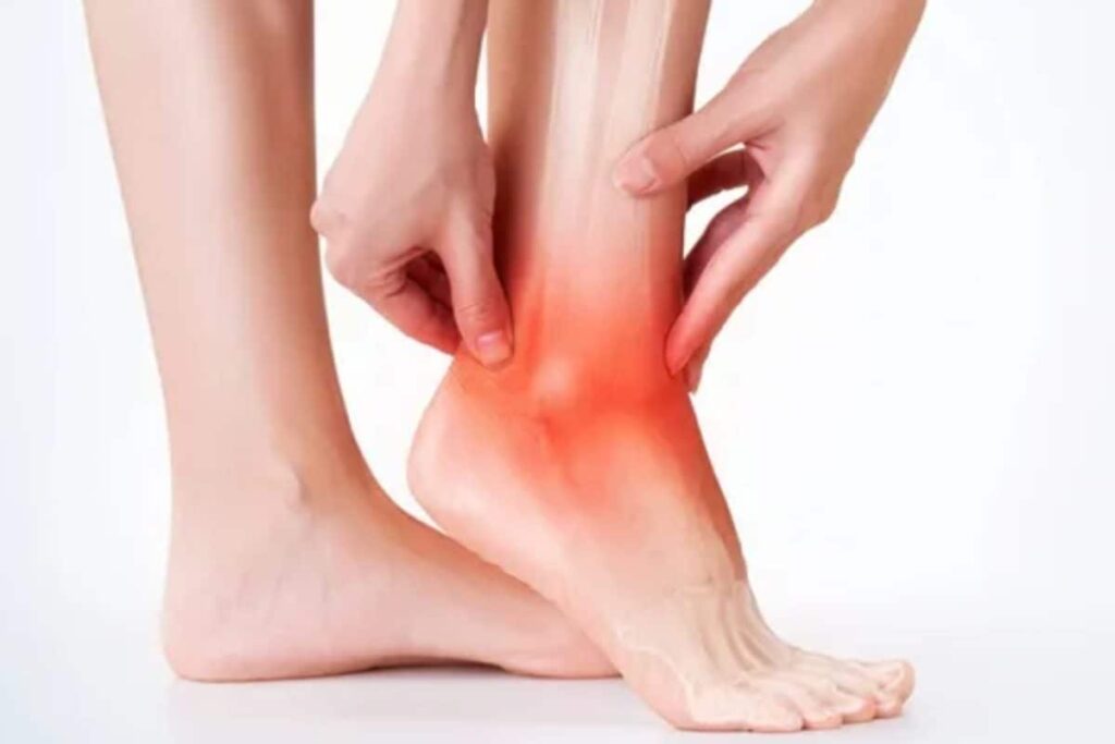 Ankle-pain-2-2026-09-abb85bfad405958ed2848df068c8dd3a-1200x800-1