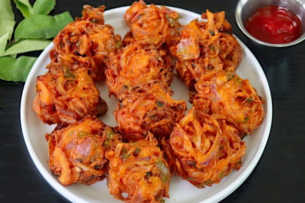 Onion-Bonda-1-2026-09-c7cdecabf2b3ec939b27705a251dd87a-1200x800-1