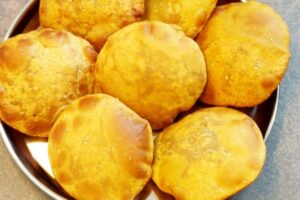 Pumpkin-Poori-2-2026-10-6eba78a84d6f142a5806d2b14732d22e-1200x800-1