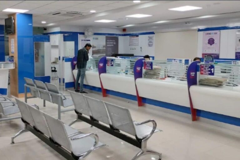 bank-strike-2026-09-2f2a92eb4bf70cbe20852c9be527f8bd-1200x800-1