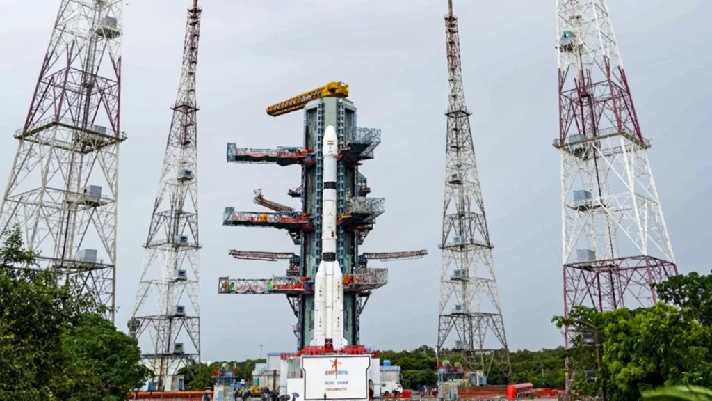 isro2-10941793361923