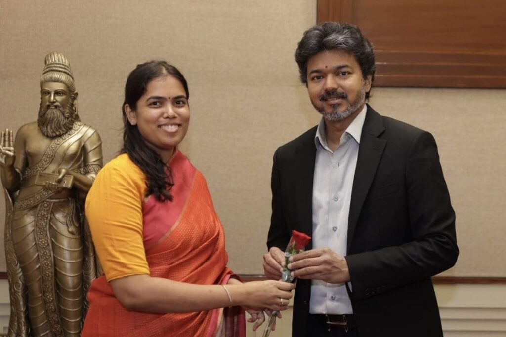 keerthana-2026-09-914ac7e443c43994dfc25ac49f493903-1200x800-1